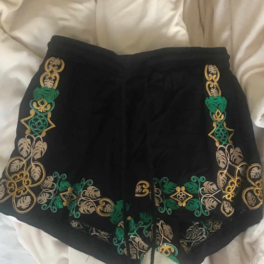 Embroidered Tassel Shorts